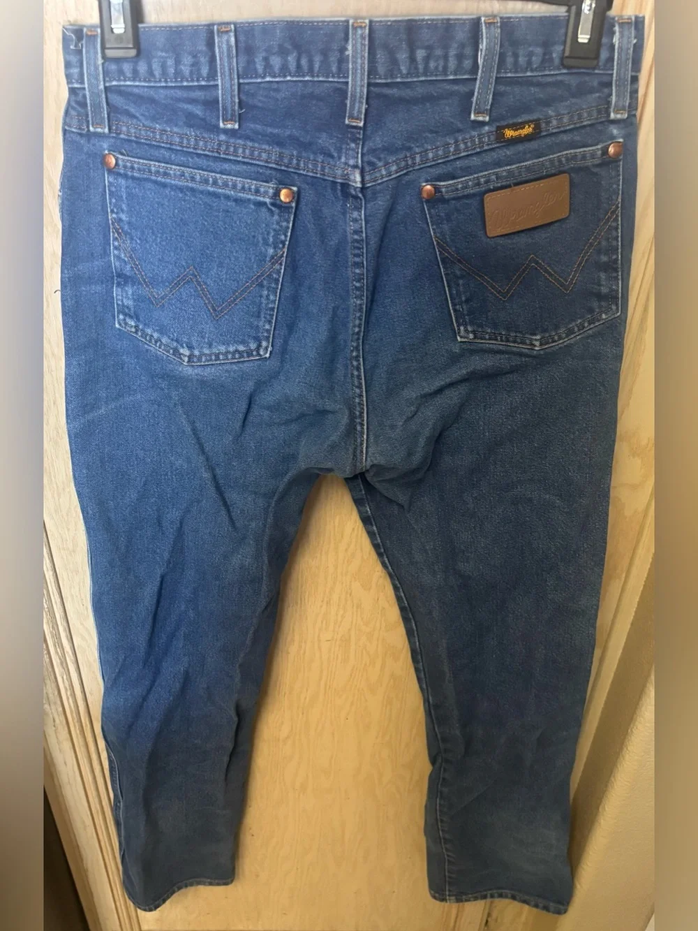 Wrangler 13MWZ Cowboy Cut Straight Leg Jeans Mens 34x34 (Act 33x33) Distressed